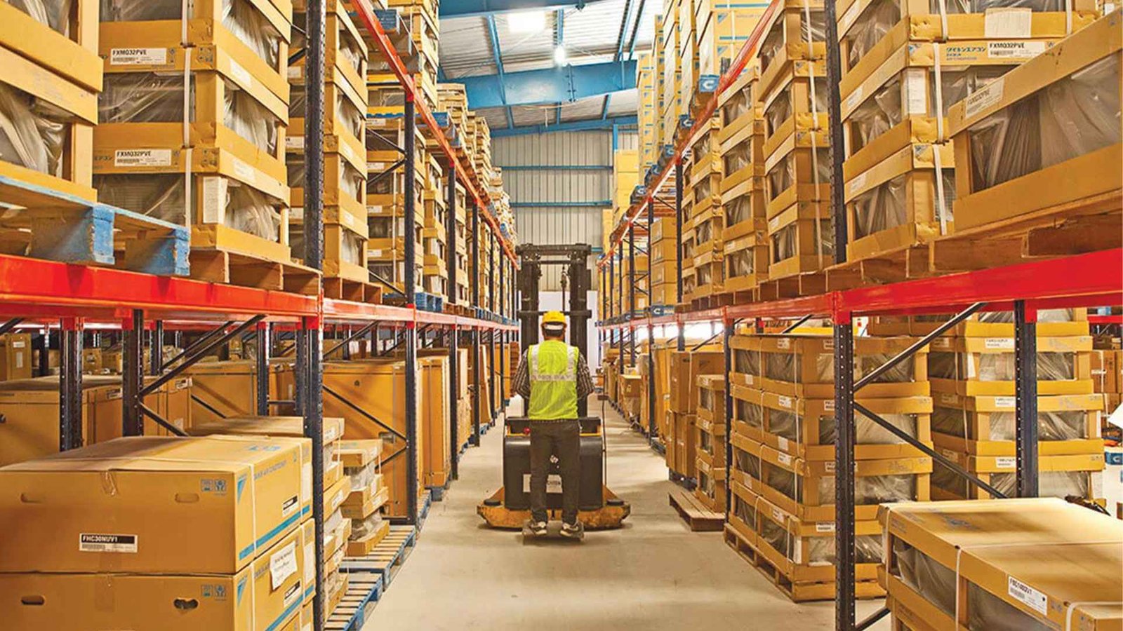 Optimized warehouse space with efficient storage systems